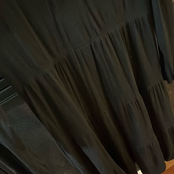 Black Long Sleeve Dress - Picture 4 of 5